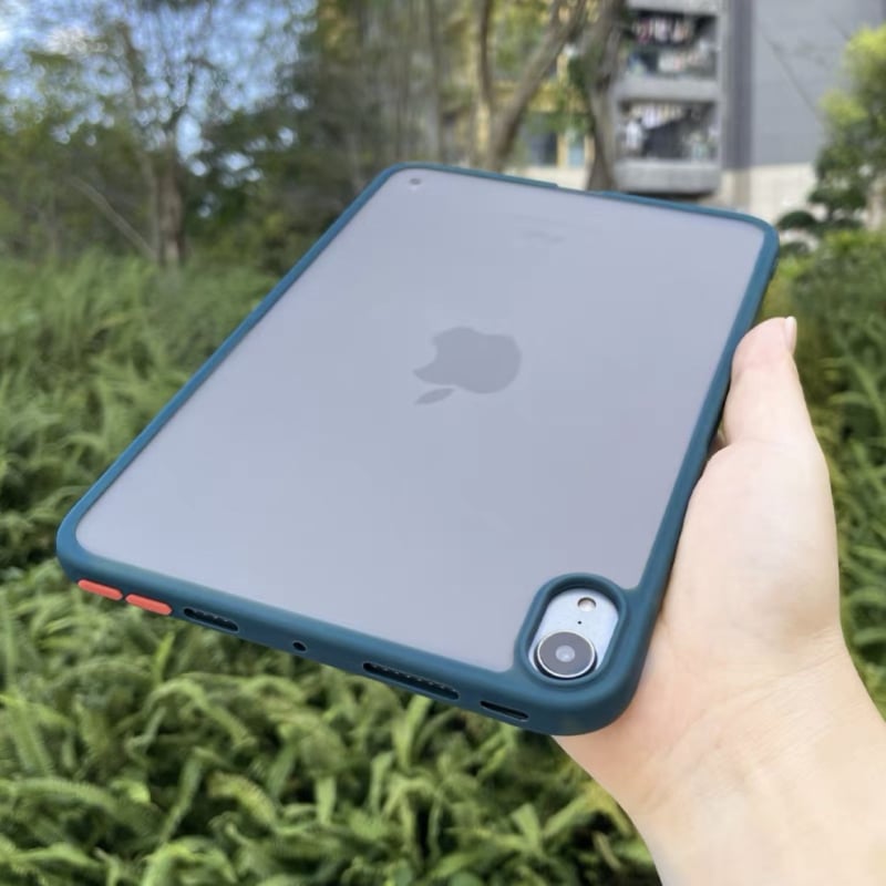 Szilikon védőtok tabletához - átlátszó, könnyű, matt felület, hőelvezetés és ütésállóság; kompatibil Apple, Samsung, OPPO, Xiaomi