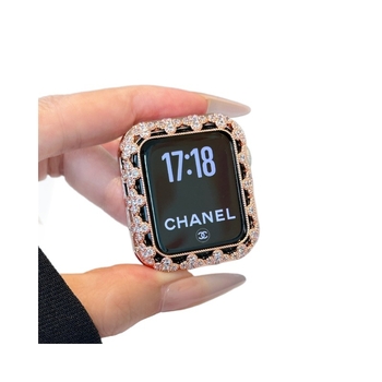 Carcasă Apple Watch – Metal, design cu patru foi de trifoi și zirconiu, protecție