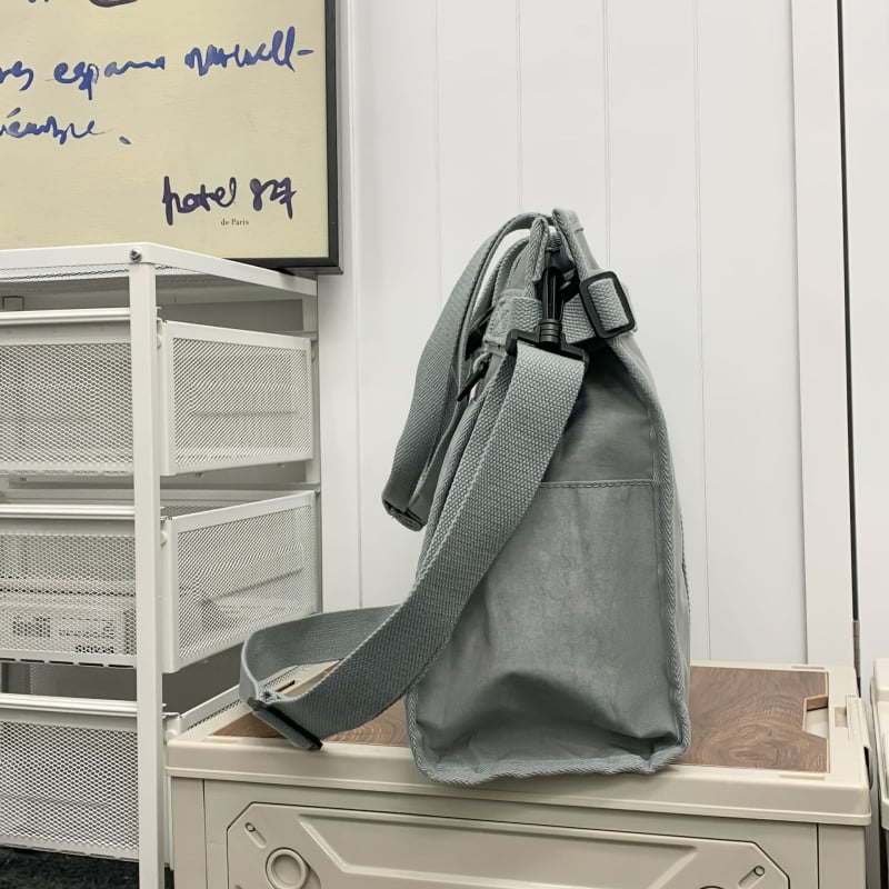 Egyrészes vállon átvetős laptop táska, vászon, japán stílusú városi egyszerűség, 15 hüvelykes laptophoz illeszkedik, 36–55 L kapacitás, légáteresztő, görbe vállpánt