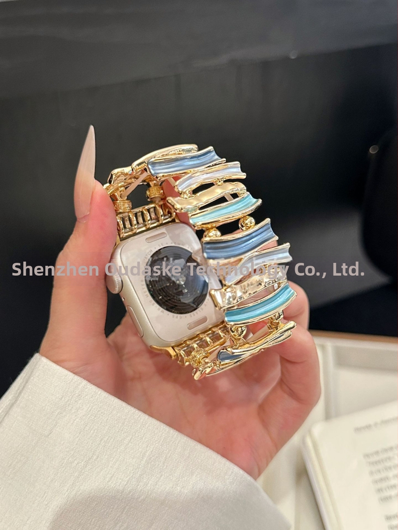 Metalový geometrický reťazec pre Apple Watch — Materiál: kov; Značka: Žiadna; Kód produktu: Apple's high-end irregular metal geometric chain