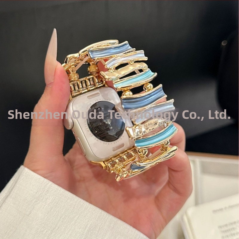 Metalový geometrický reťazec pre Apple Watch — Materiál: kov; Značka: Žiadna; Kód produktu: Apple's high-end irregular metal geometric chain