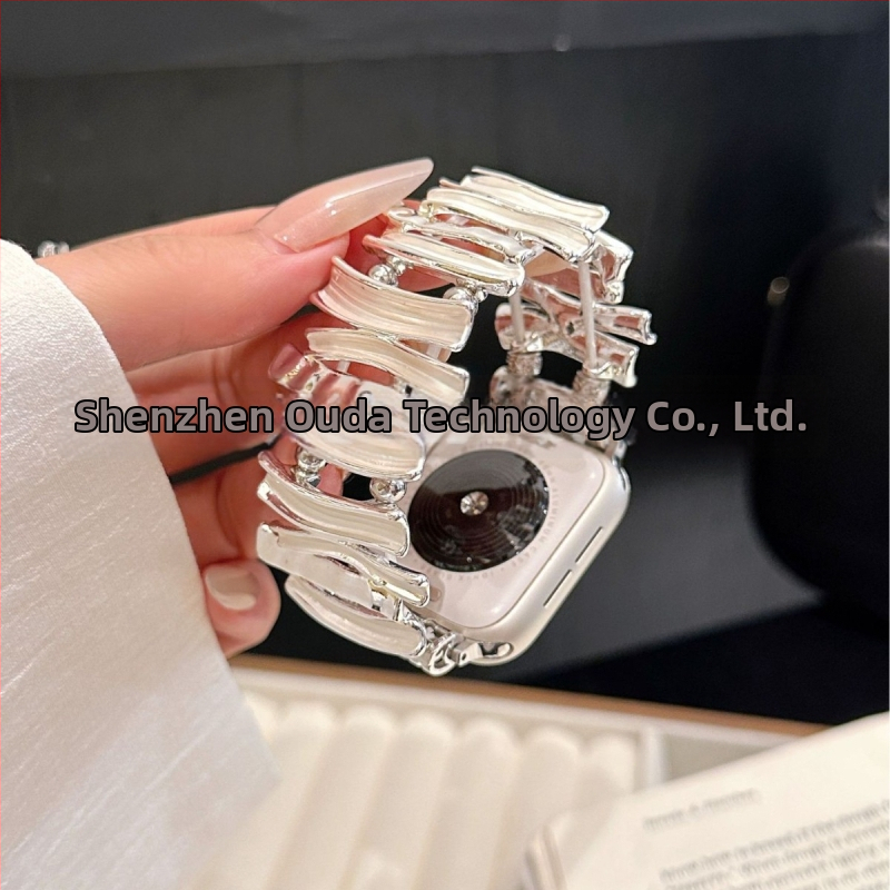 Metalový geometrický reťazec pre Apple Watch — Materiál: kov; Značka: Žiadna; Kód produktu: Apple's high-end irregular metal geometric chain