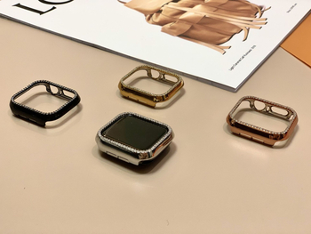 Ochranný kryt pre Apple Watch s diamantovou vložkou v jedinom prsteni, kompatibilný so sérami 1–7 | Brand: Wipers; Material: Other