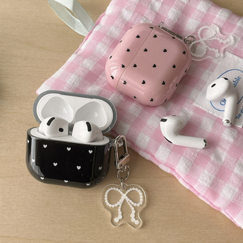 Защитен TPU кейс за AirPods 4, AirPods Pro 2 и AirPods 3 — мек корпус, карикатурен стил, термотрансфер, дизайн полка-дот сърце