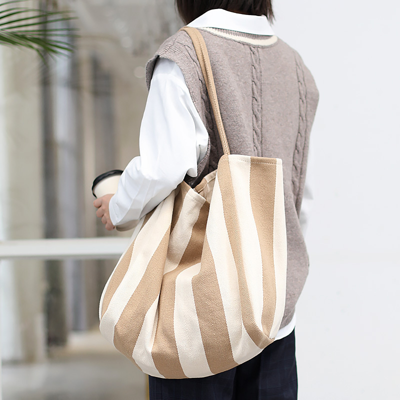Vászontáska, hónalj-stílusú, utcai divat, nagy kapacitás, vízszintes négyszög alakú forma