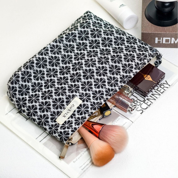 Τσαντάκι μακιγιάρ για γυναίκες, μοτίβο τετράφυλλου φύλλου, ύφασμα βαμμένο με νήματα, μεγάλος εσωτερικός χώρος, επένδυση κανβάς, φερμουάρ