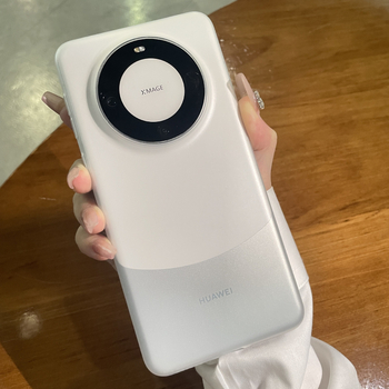 Θήκη τηλεφώνου Huawei Mate60 Pro / Mate70 Pro – διαφανής, φινίρισμα με ψεκασμό, διάχυση θερμότητας