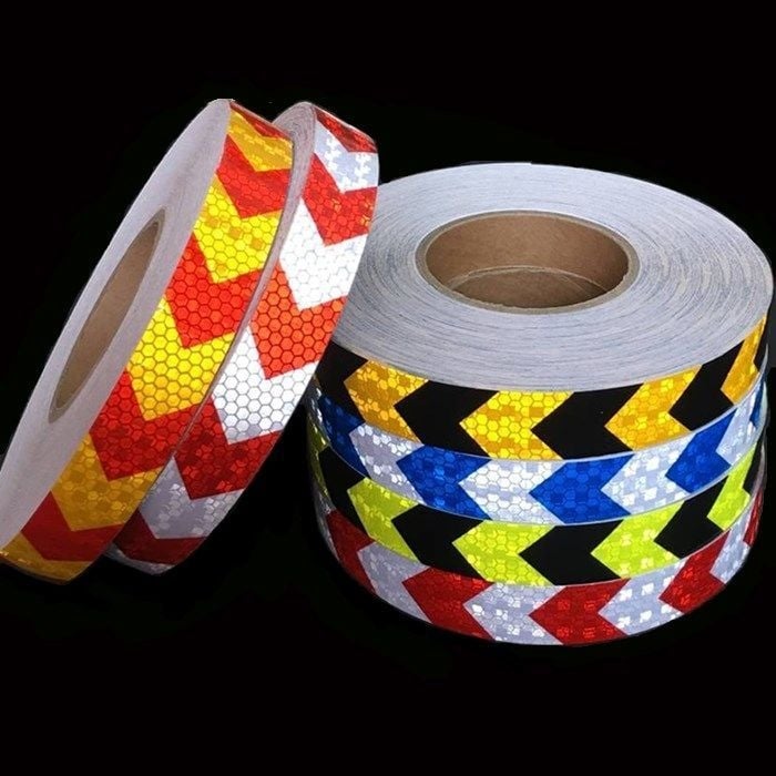 Стикер за автомобил със стрелка, рефлективен и светлинен предупредителен знак, монтаж с вендуза