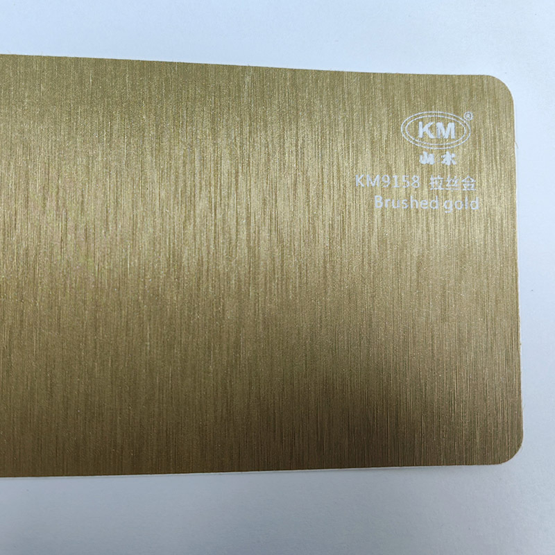 Autó színváltó wrap fólia belső és külső felületekhez, öntapadó dekoratív bevonat; Redlong, PET/PVC, testreszabható feldolgozás, ragasztásos telepítés.