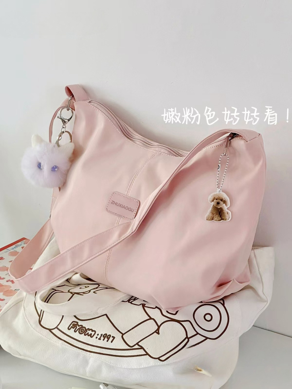 Crossbody dumpling torba – najlon, zatvarač, unutarnja džep s zatvaračem i džep za telefon, Pig xiaogu