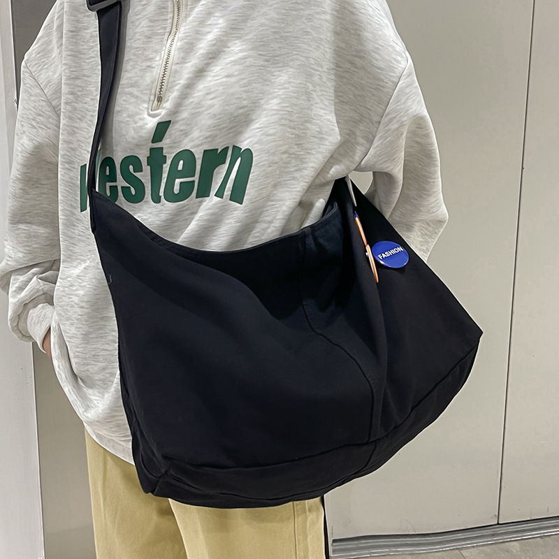 Platnena torba preko ramena — Harajuku street style, oblik kofera, zatvaranje na zip, veliki kapacitet, unutarnji džepovi