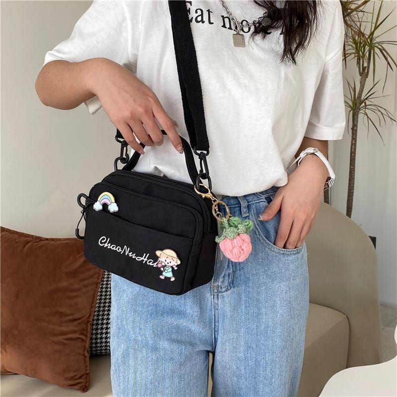 Ženska crossbody torba od najlona, gradski stil, vodoravni kvadratni oblik, zatvarač, unutarnji džep za dokumente