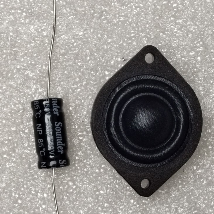 Tweeter auto pentru mașină — condensator 5.6uF; panou; grilă; configurații: 1 tweeter; 1 tweeter + condensator 5.6uF; 1 tweeter + condensator + grilă; 1 tweeter cu panou + condensator