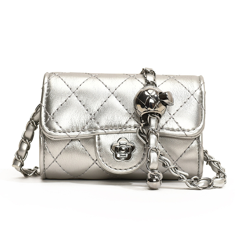 Geantă crossbody Chanel-inspirată, stil urban simplu, exterior nailon, căptușeală poliester, închidere cu lacăt, buzunar pentru telefon, lansare toamnă 2024