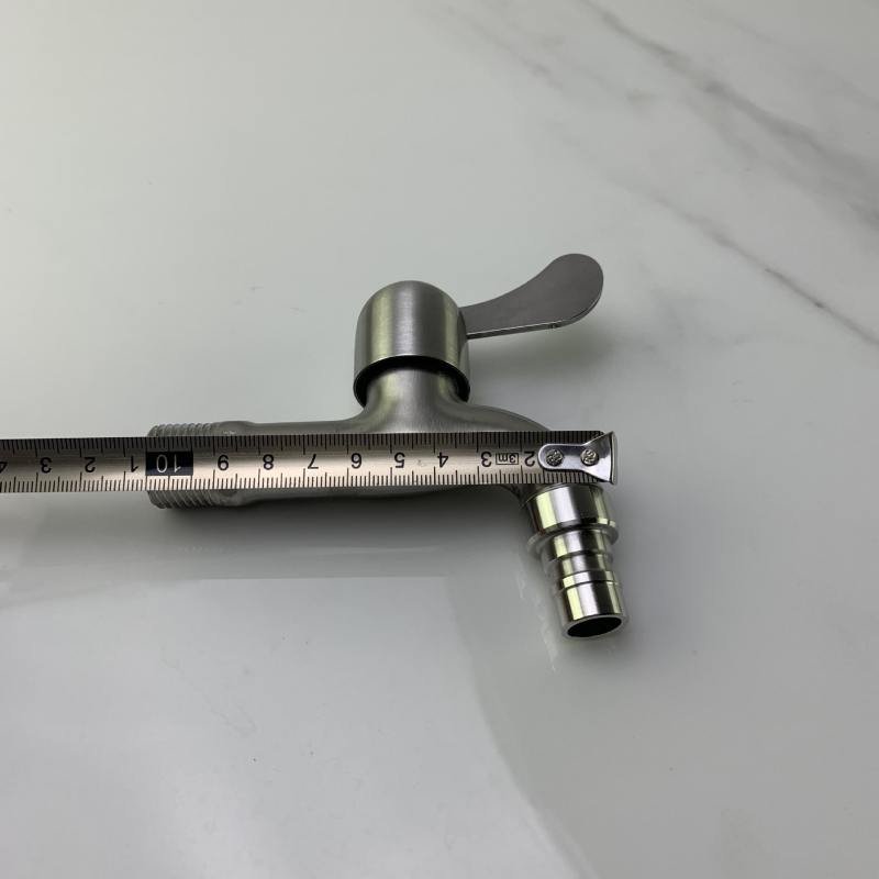 Кухненски смесител от неръждаема стома, смесителен тип, отваряне с ключ, едноделна конструкция, медно клапаново ядро