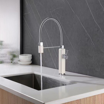 Robinet de bucătărie din cupru, corp din cupru, presiune nominală 12 kg, cartuș ceramic, model 542