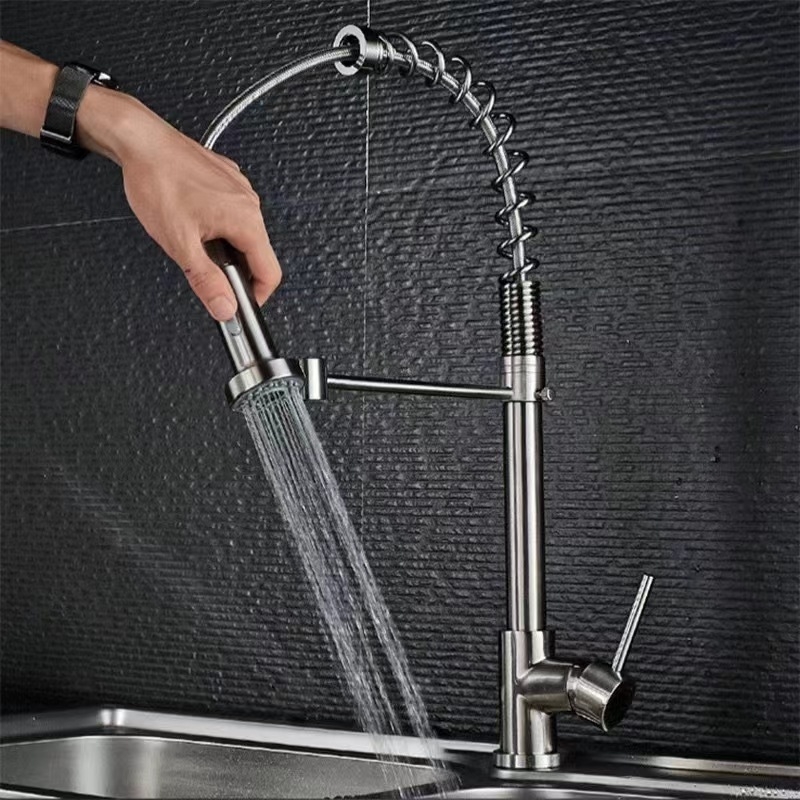 Robinet de bucătărie din cupru, cu tragere, rotativ, nucleu ceramic al ventilului, montaj la stânga, finisaj electrogalvanic