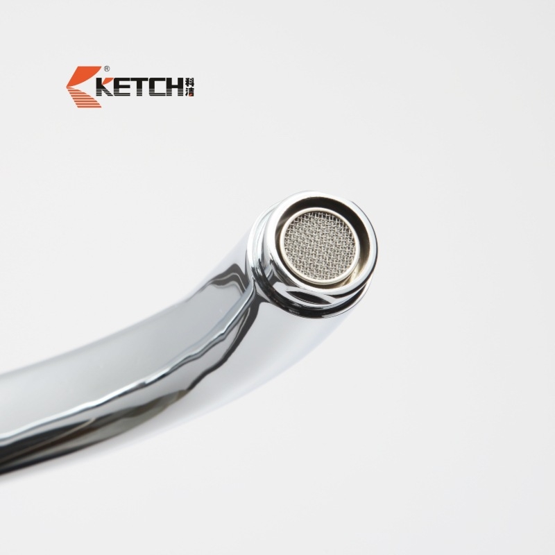 Кухненски смесител за мивка с единичен лост, меден корпус, термостатичен контрол, резбово монтиране, работна температура 0–65°C