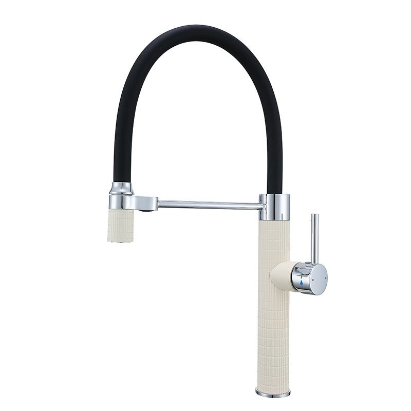 Изцяло меден кухненски смесител с издърпващ се чучур, гореща и студена вода, модерен минималистичен стил, керамичен дисков вентил