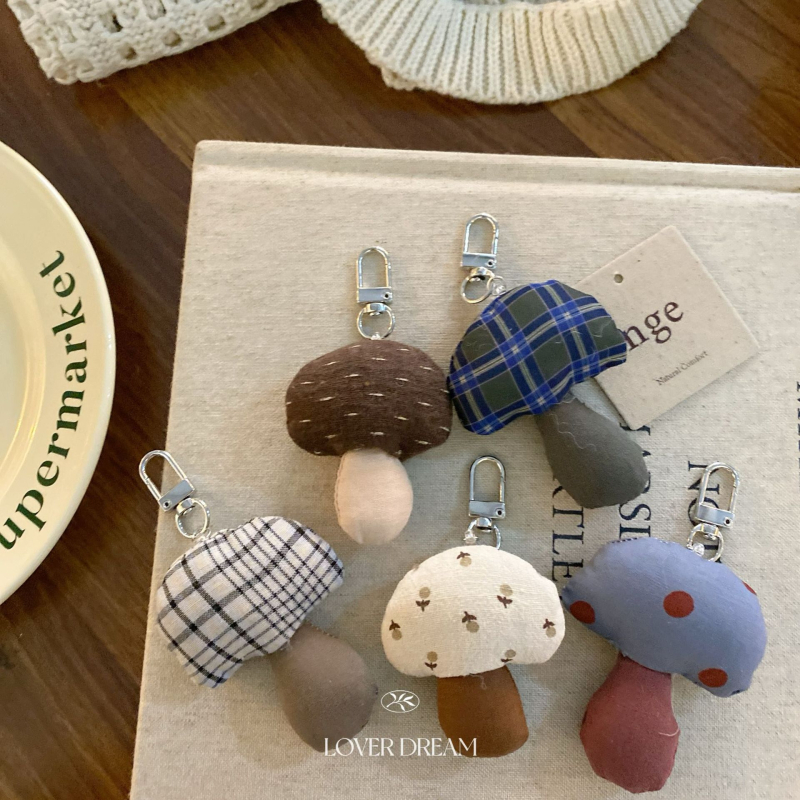 Breloc de chei metal, în stil coreean, cu model plante și flori, brand LOVER DREAM, iarna 2024