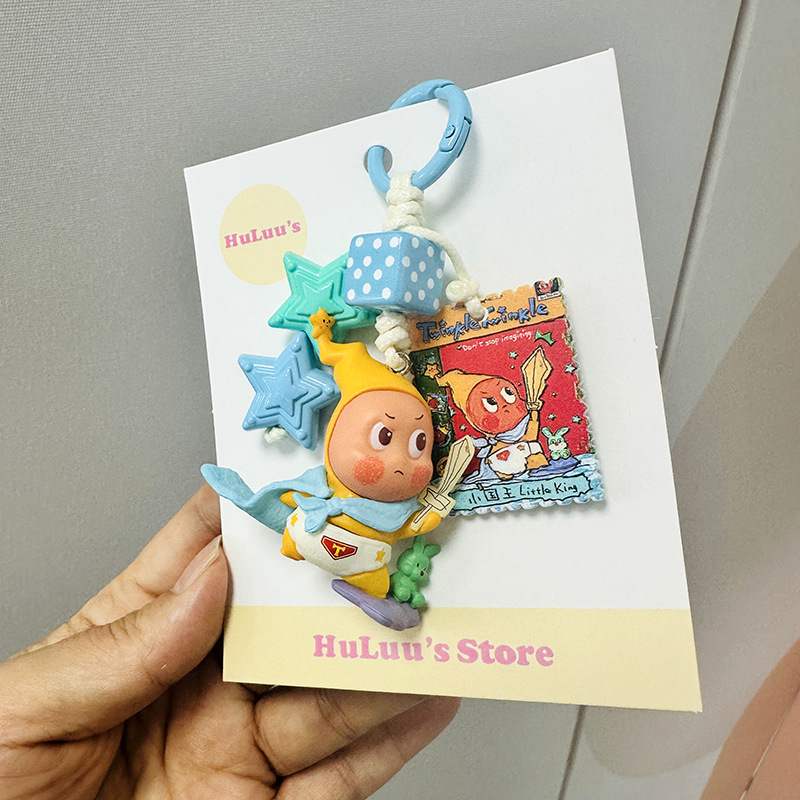 Breloc pentru geantă, șnur împletit din plastic/rezin, design original, modele: ursuleț, purceluș, animale mici, Primăvara 2025