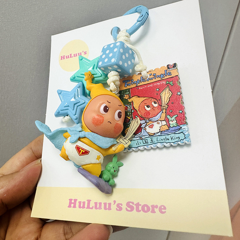 Breloc pentru geantă, șnur împletit din plastic/rezin, design original, modele: ursuleț, purceluș, animale mici, Primăvara 2025