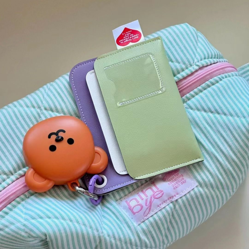 Držač za putovnicu i kartice - PU materijal, unisex, organizator za putovanja