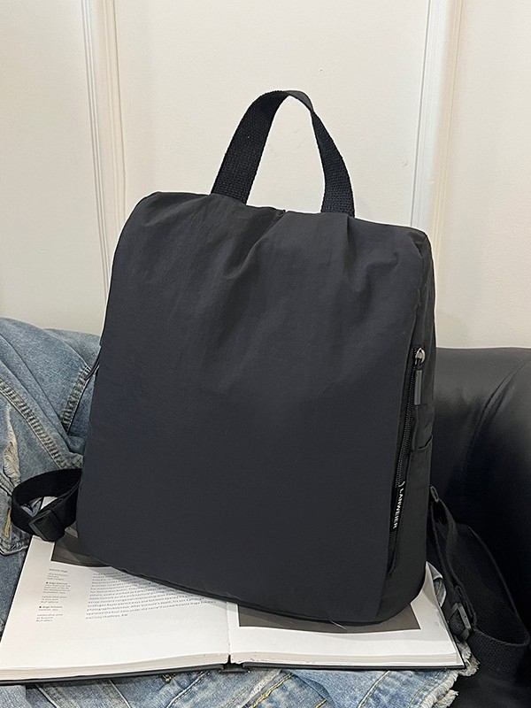 Unisex nylon ruksak, kapacitet 20–35 L, podstava od poliestera, naramenica s zračnim jastučićem