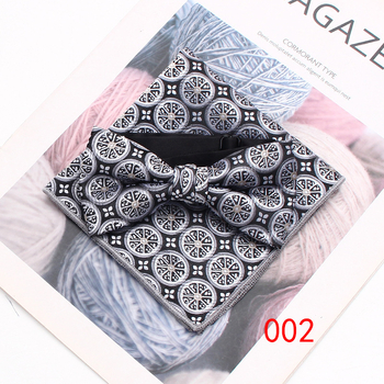 Set bărbați: papion și eșarfă pătrată cu model floral, jacquard, poliester