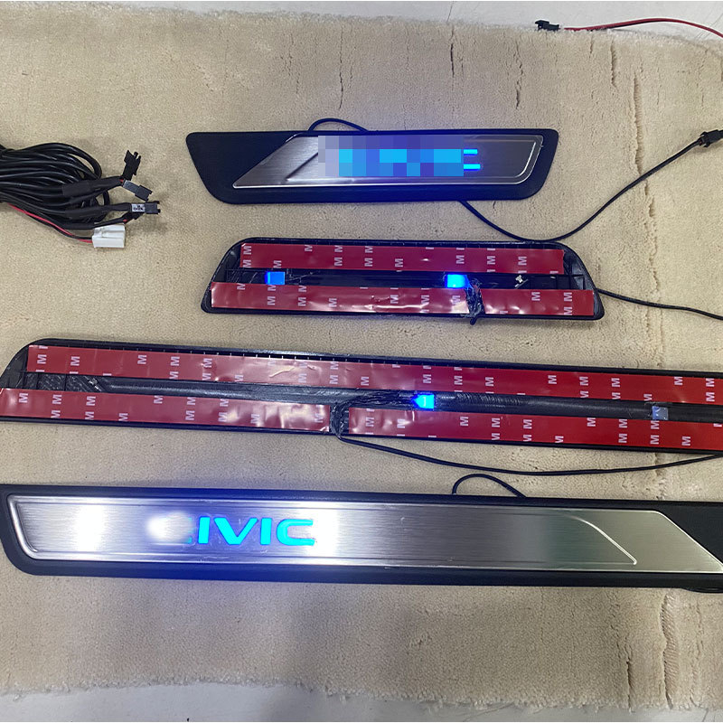 Прагове за врати civicLED, пластмасов материал, модел: 2023 Civic LED door sill