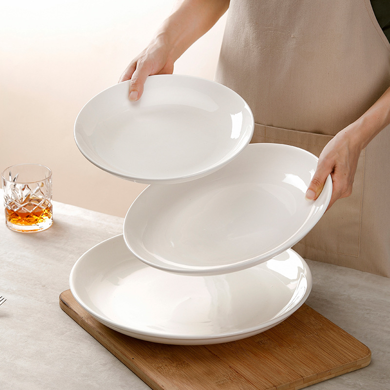 Porcelán kerek tál, aláglazúrozott felület, modern minimalista stílus, mikrohullámú sütőben használható, logó nyomtatás és testreszabás elérhető