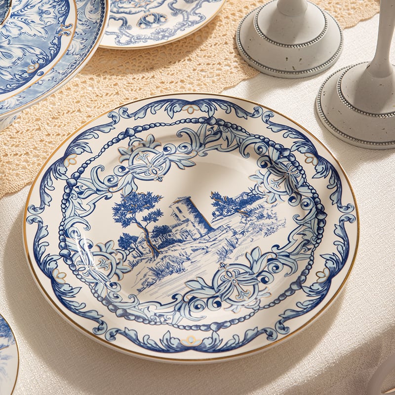 Керамичен комплект чинии с кръгла форма и глазуриран покритие; подходящ за хотели и ресторанти; възможно персонализиране и печат на лого.