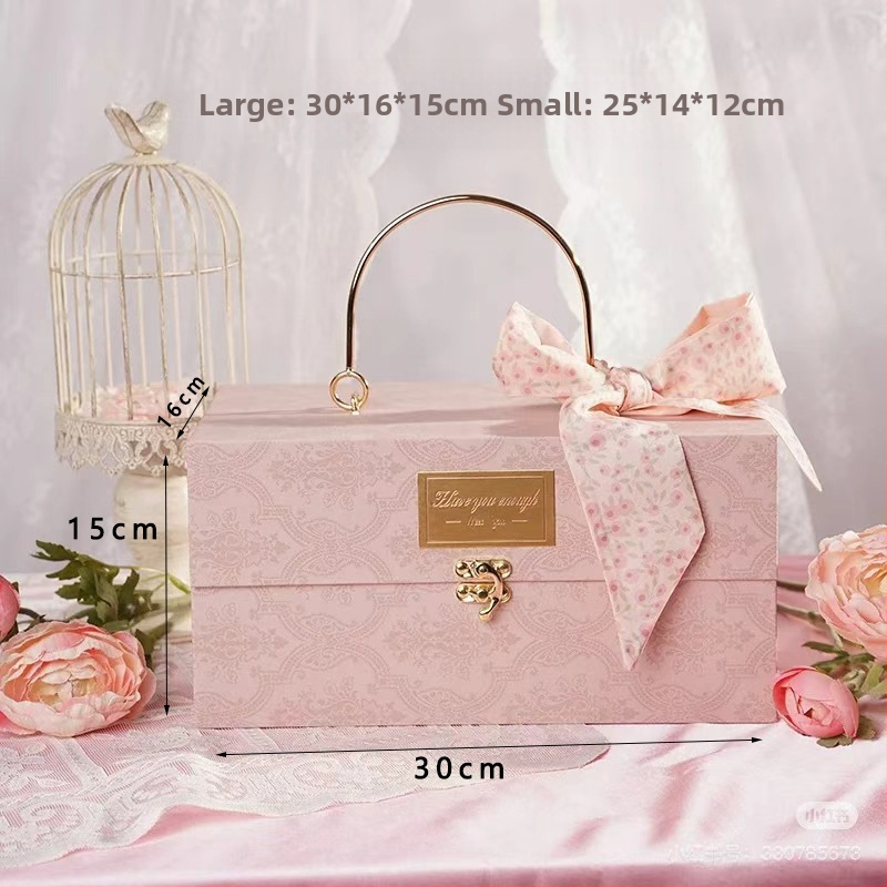 Vintage violetinė dovanų dėžutė iš Yq — auksinė folija, specialus popierius, dėžučių tipai: demonstracinė, su langu, Dangus ir Žemė