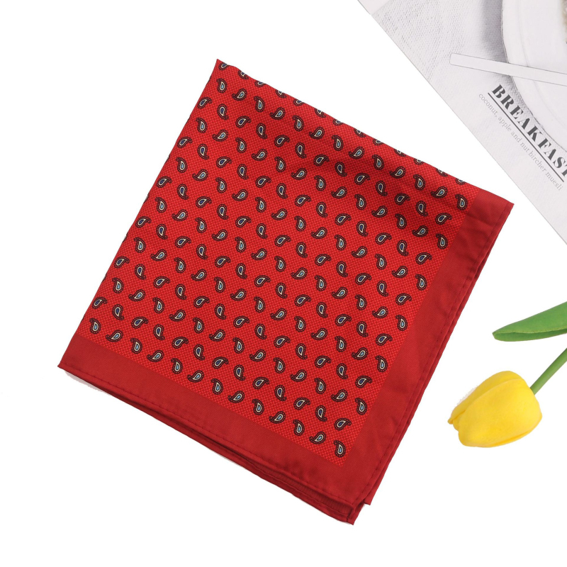 Kišeninis rankšluostis su kešu gėlių raštu, poliesterio siūlai, laisvas stilius, atspaudas