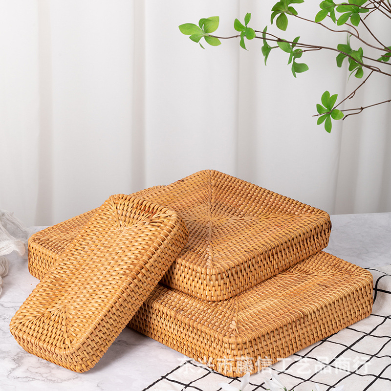 Съхранителна кошница - плетена от есенна лоза, ретро стил, за плодове, хляб и козметика на бюрото