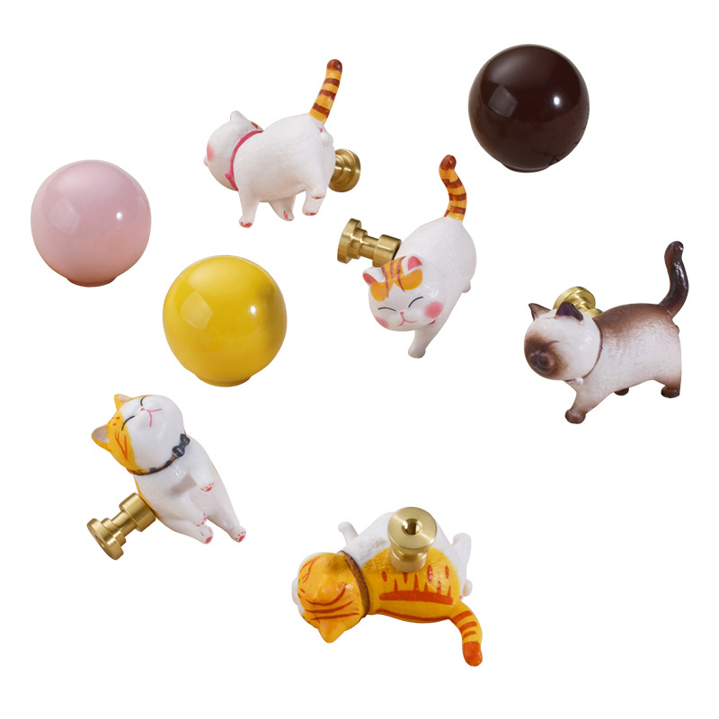 Дръжка за врата на шкаф с дизайн на мультяшна котка за детска стая в скандинавски стил (материал: месинг; производство: горещо топене; стил: светъл лукс; приложение: гардероб)