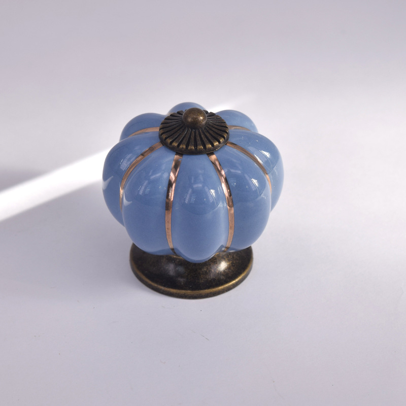 Drška za ormar i ladicu, oblik tikve, model Pumpkin handle, moderan minimalistički stil, namještaj