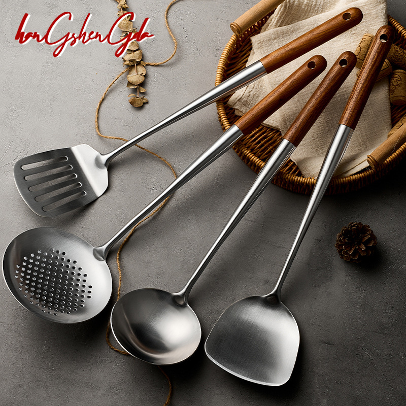 Set spatule i žlice od 316L nehrđajućeg čelika s drvenom dugom ručkom, moderni minimalistički stil