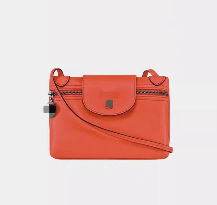PU kožna crossbody torbica - mala kvadratna kutija, gradski minimalistički stil, vodoravni kvadratni oblik, zatvaranje poklopcem