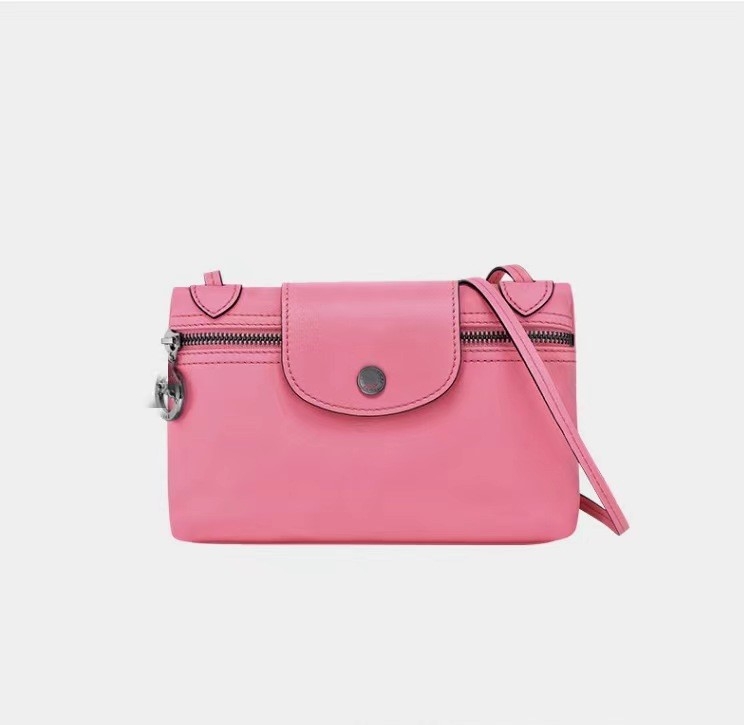 PU kožna crossbody torbica - mala kvadratna kutija, gradski minimalistički stil, vodoravni kvadratni oblik, zatvaranje poklopcem