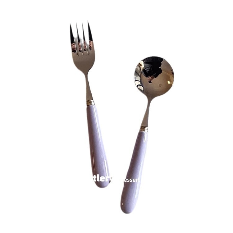 Rozsdamentes acélból készült kanál–villa étkészlet, nordic stílus, egyszínű felület, Hemp Wheel felületi finiselés (Anyag: rozsdamentes acél; Stílus: nordic; Mintázat: egyszínű; Finiselés: Hemp Wheel)