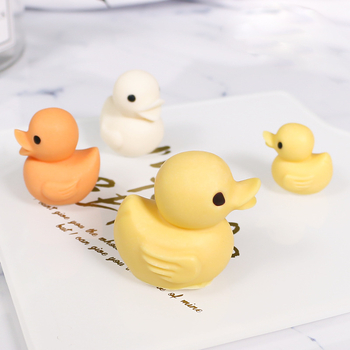 Silikon kalup za tortu u obliku patke, za čokoladni fondant, individualno pakirano, izdano 2015