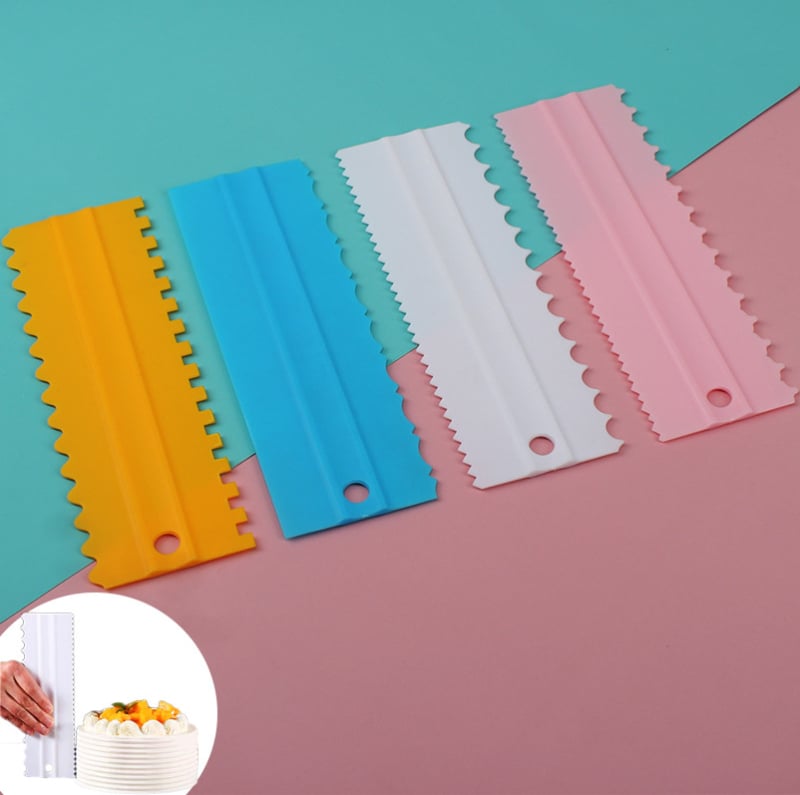 4-частен пластмасов комплект крем шпатули със двойнозъби за украса на торти