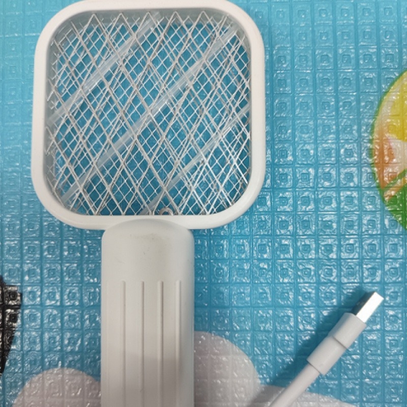 USB Mini Električni Ubojica Komaraca s Lampom i Zamkom, Napajanje na Baterije, 2-u-1 Električnim Šokom