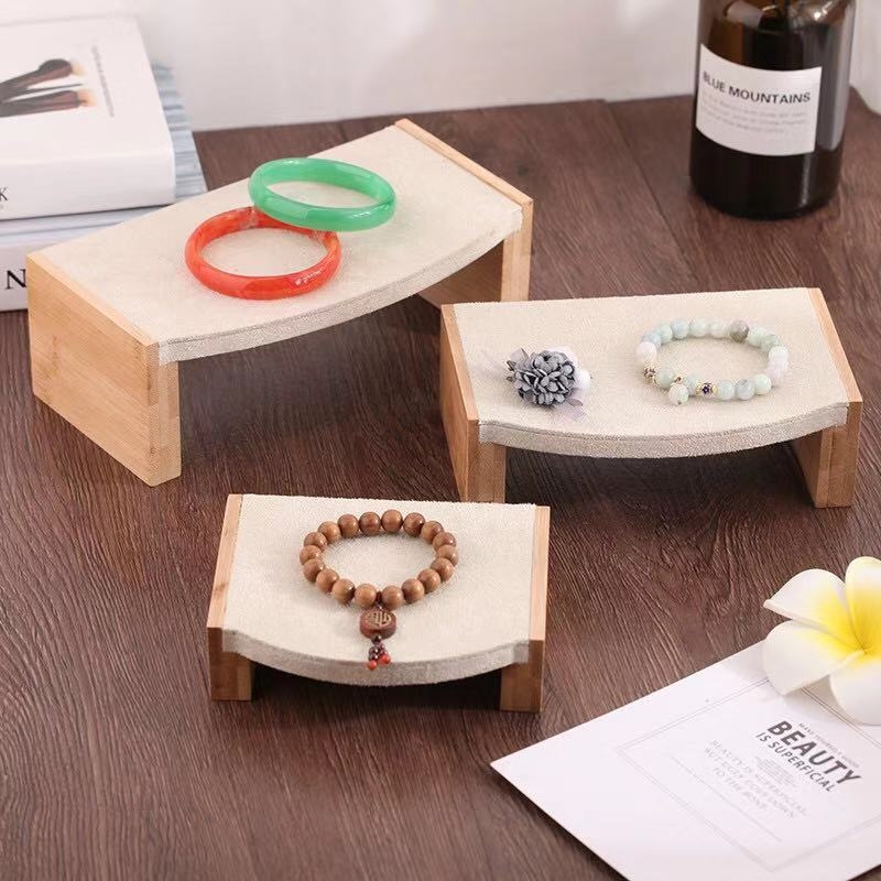 Stojan na šperky z bambusu a dreva, obdĺžnikový tvar, trojdielny set, spojovacia konštrukcia