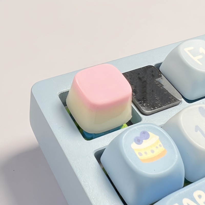 Персонализирана смолна keycap за механични клавиатури с Cross-stem – дизайн карамелен пудинг и манго желе, ръчна изработка, възможност за печат на лого, модел 59h