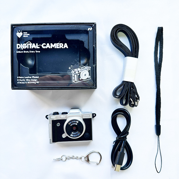 Мини 2K дигитална камера Dc29s - 1,47-инчов LCD, кожен корпус, TF карта, видеозапис и снимане, за колоездене, туризъм и записване на домашни любимци