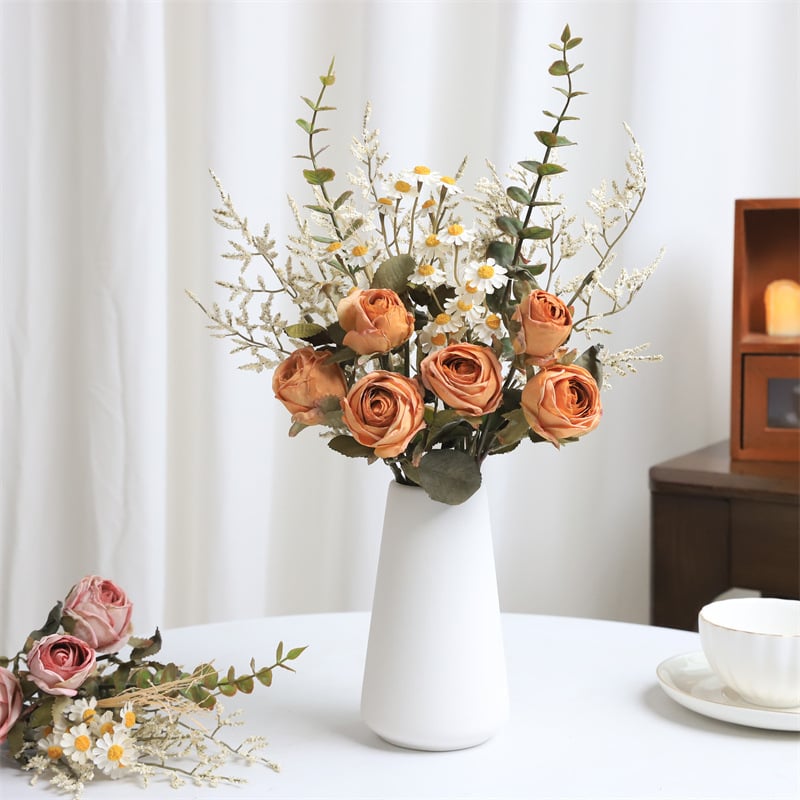 Μπουκέτο μεταξωτών λουλουδιών – Τριαντάφυλλο και Μαργαρίτα, Ρεαλιστικό Βίντατζ, Στιλισμός και Χύτευση Με Έγχυση