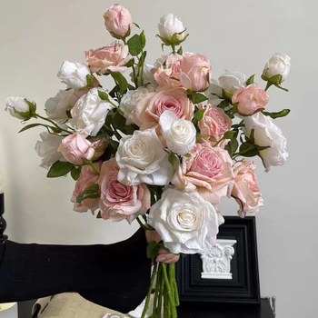 Τριπλή ρόζα με καμένη άκρη – τεχνητό μεταξωτό άνθος για διακόσμηση σπιτιού και γάμους