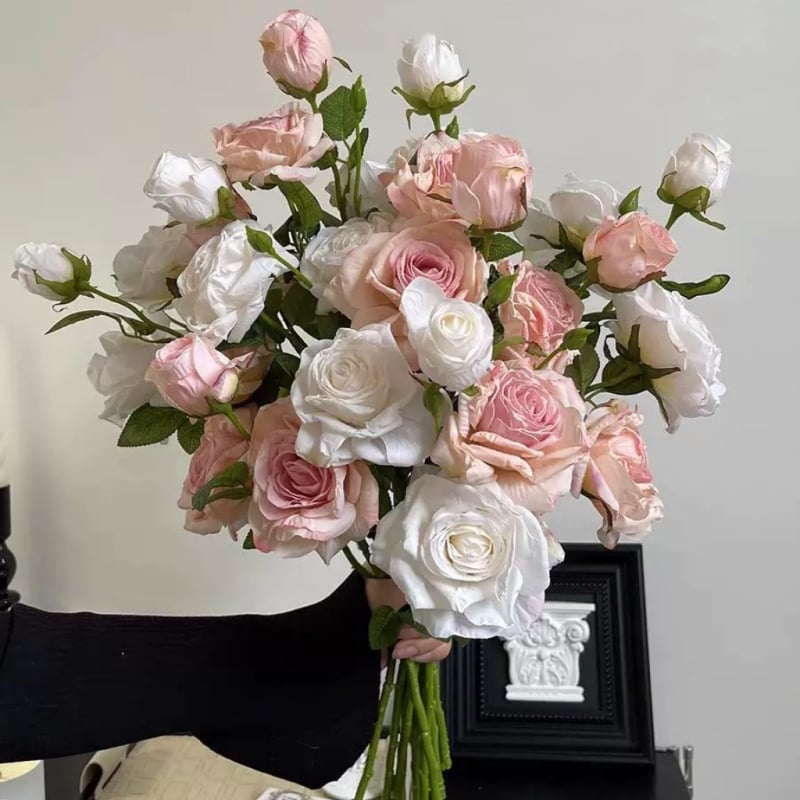 Τριπλή ρόζα με καμένη άκρη – τεχνητό μεταξωτό άνθος για διακόσμηση σπιτιού και γάμους